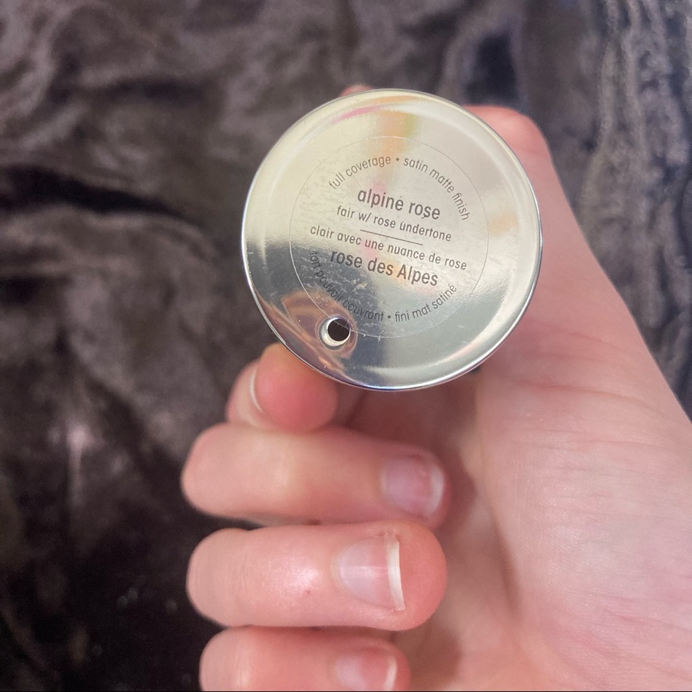 100% Pure Fruit Pigmented Healthy Foundation